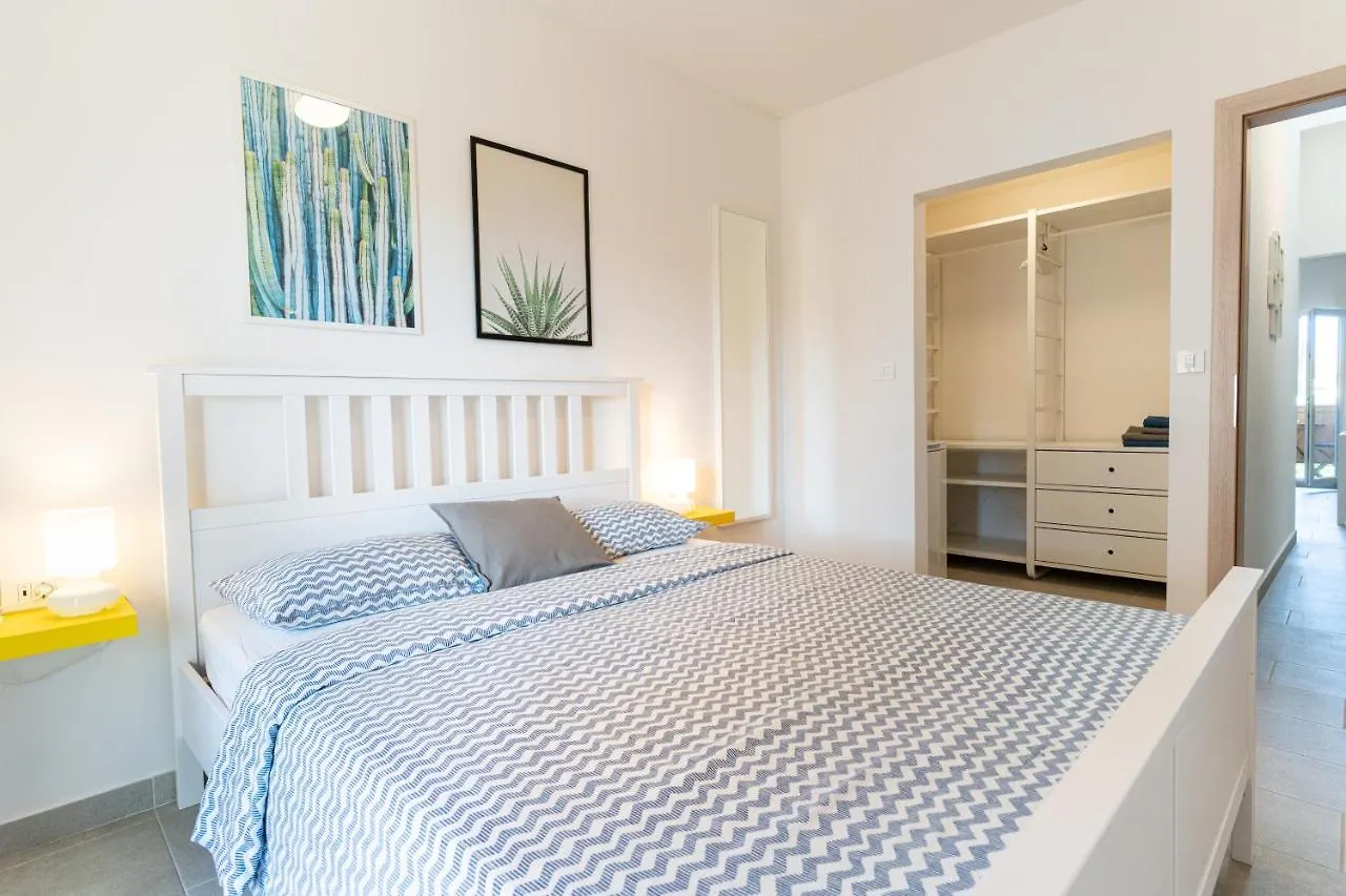 Sunny&Charming Apartment W2 Bikes & Parking Rovinj